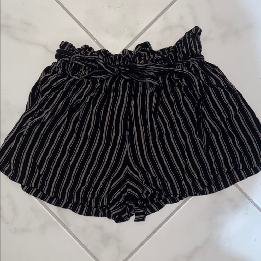 paper bag tie shorts